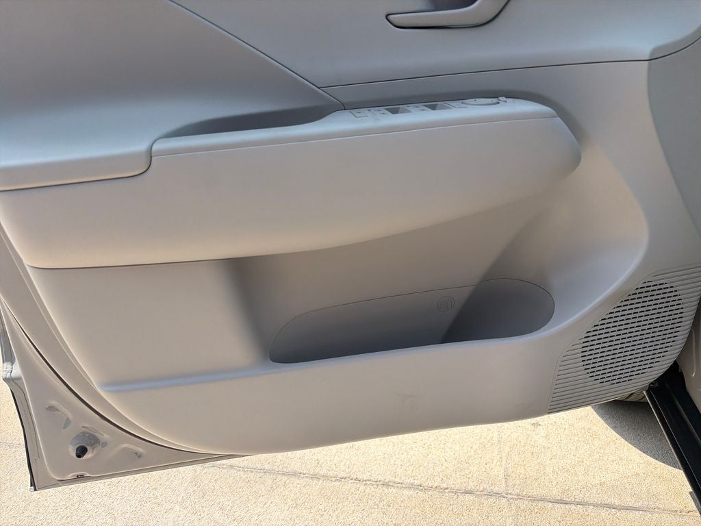 2026 Hyundai KONA SE FWD