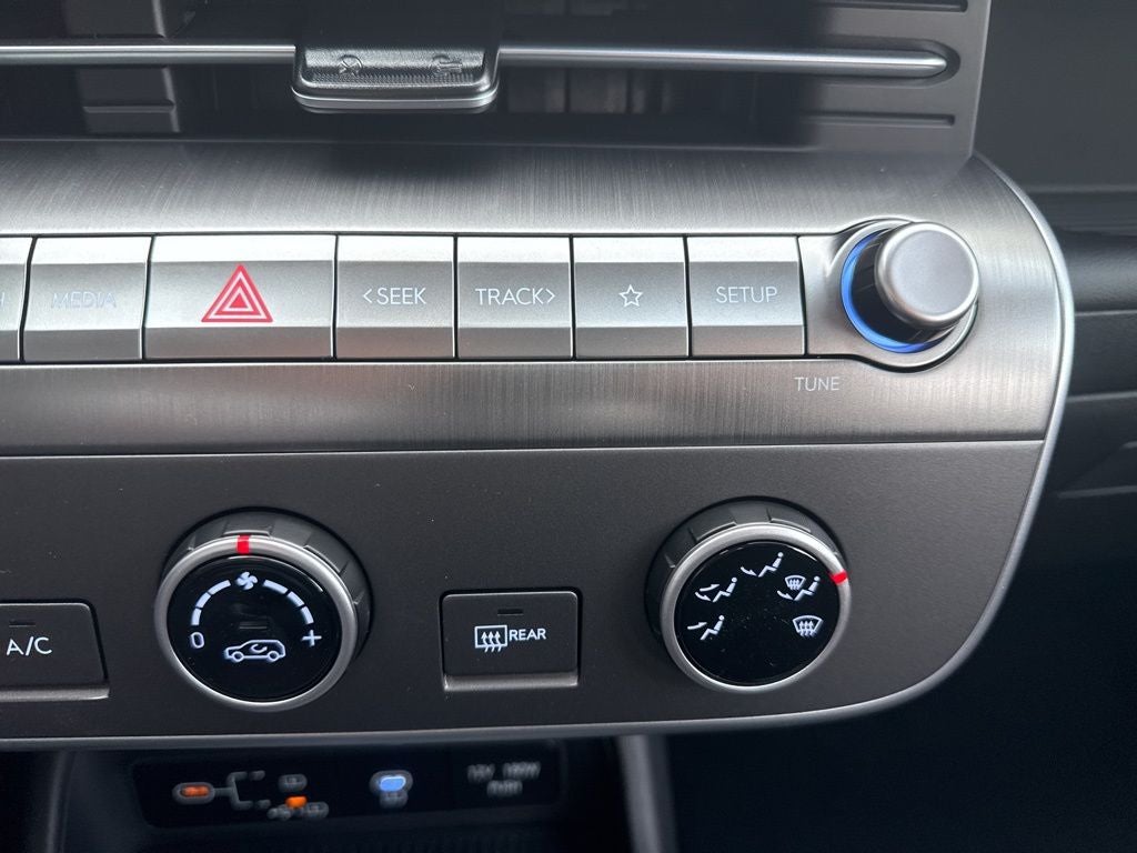 2026 Hyundai KONA SE FWD