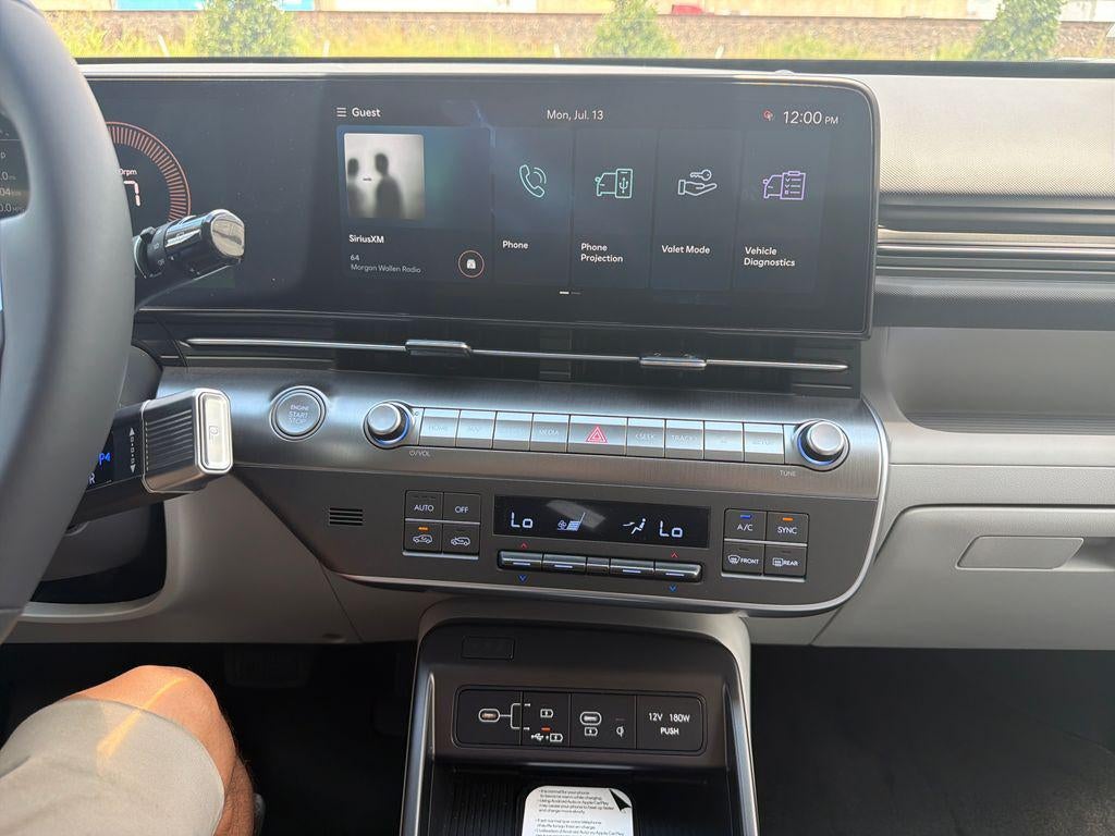 2026 Hyundai KONA SEL Premium FWD
