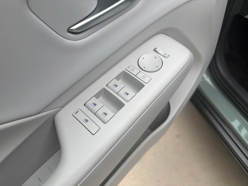 2026 Hyundai KONA SEL Premium FWD