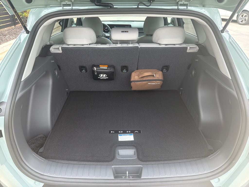 2026 Hyundai KONA SEL Premium FWD