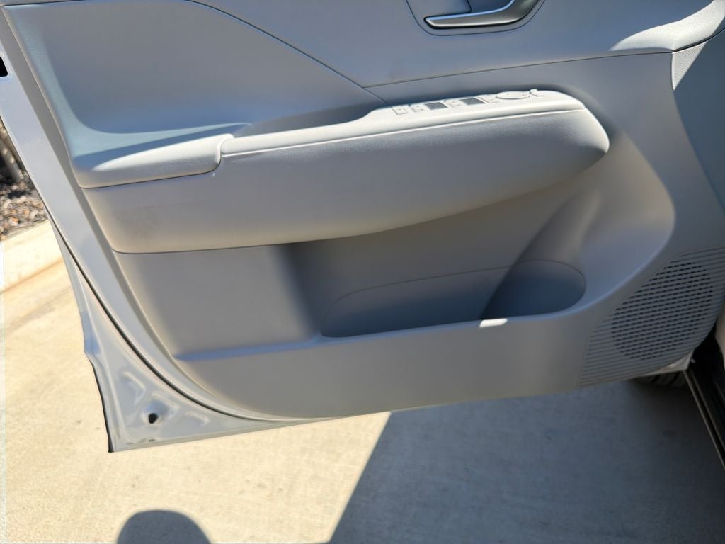 2026 Hyundai KONA SEL Premium FWD