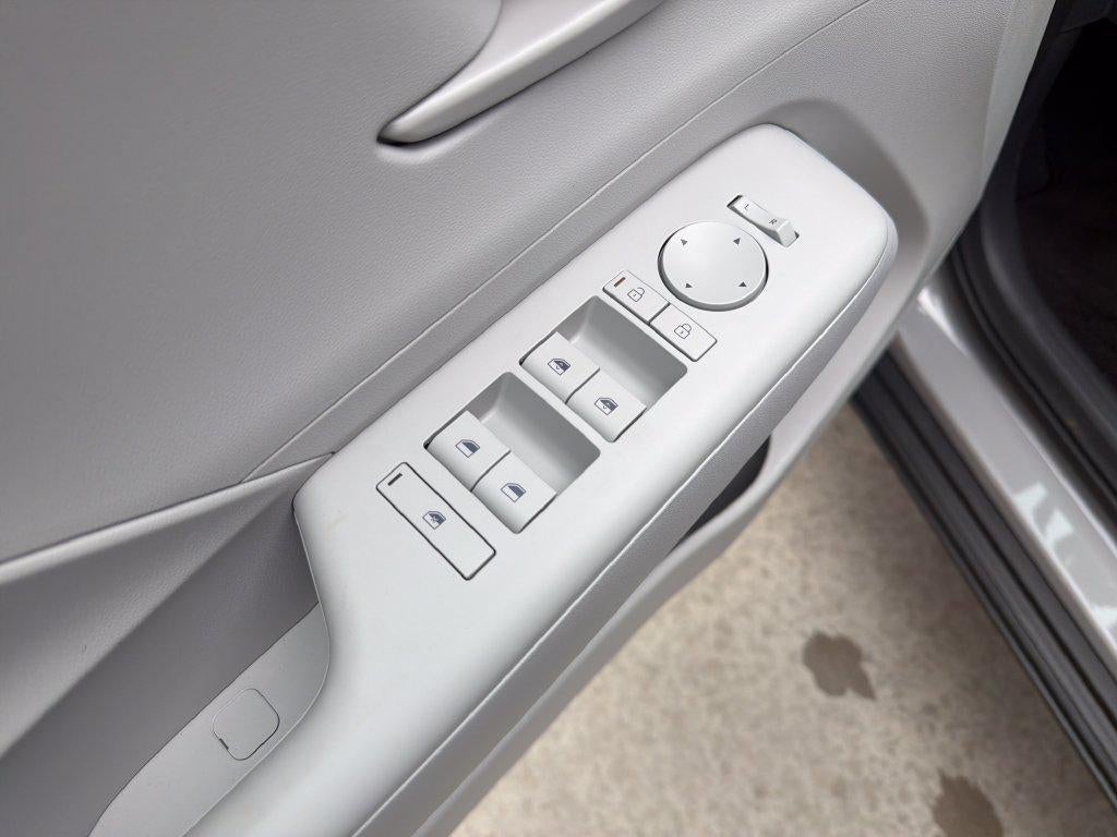 2027 Hyundai KONA SEL Sport AWD
