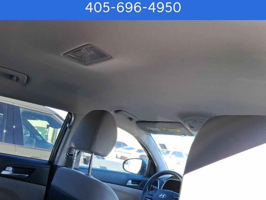 2021 Hyundai TUCSON SE