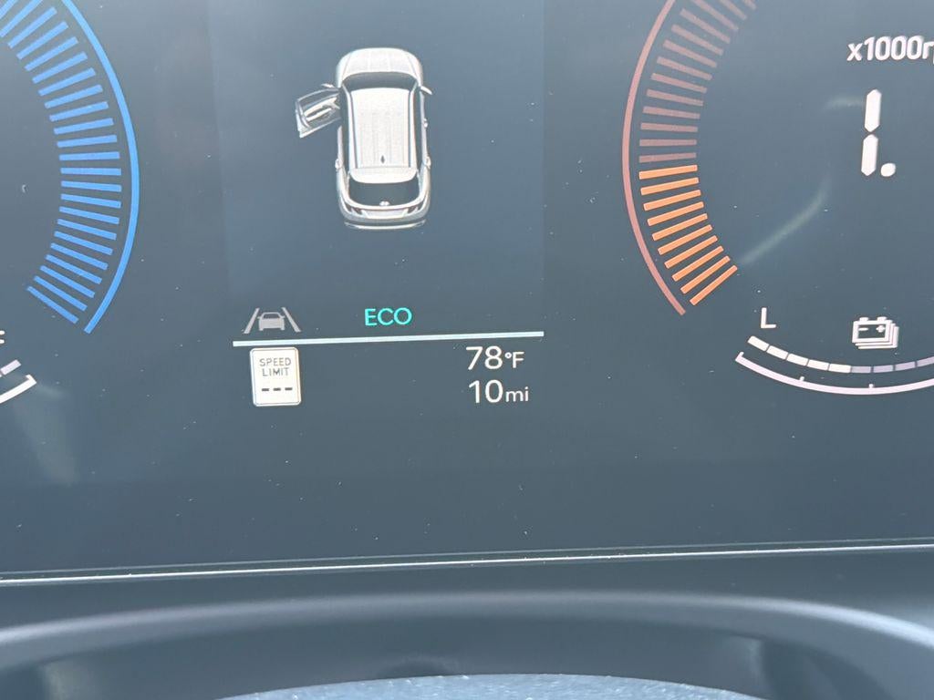2026 Hyundai TUCSON HYBRID SE
