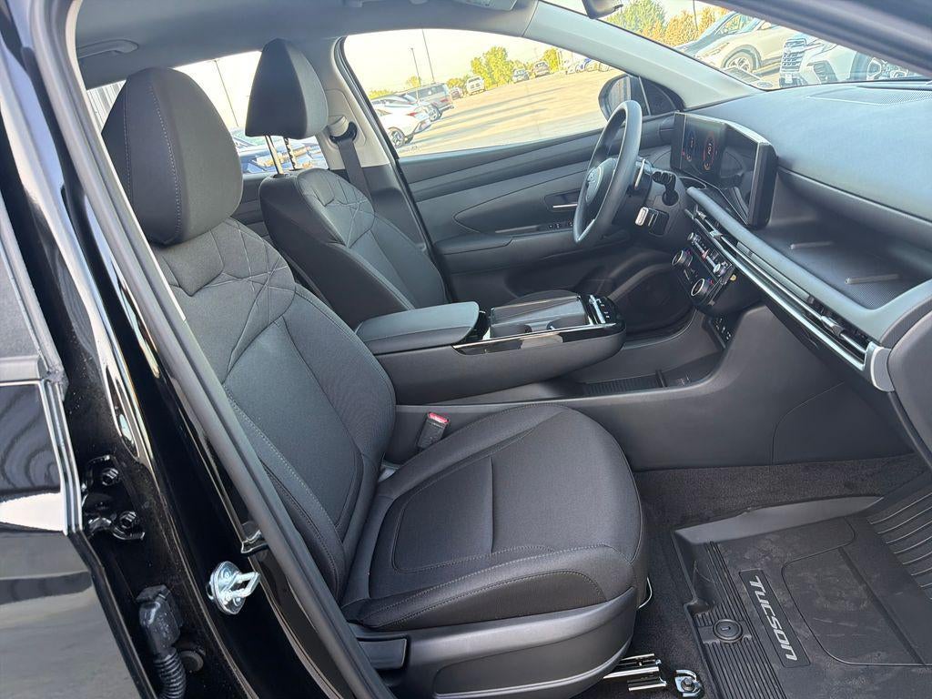 2026 Hyundai TUCSON HYBRID SE