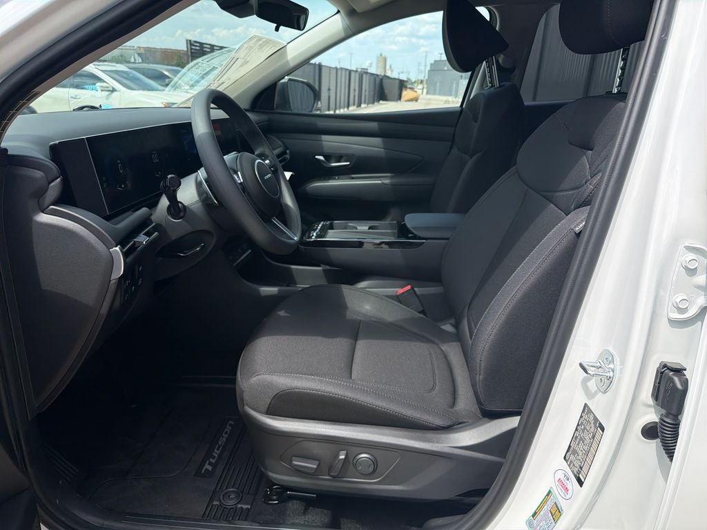2026 Hyundai TUCSON HYBRID SEL AWD