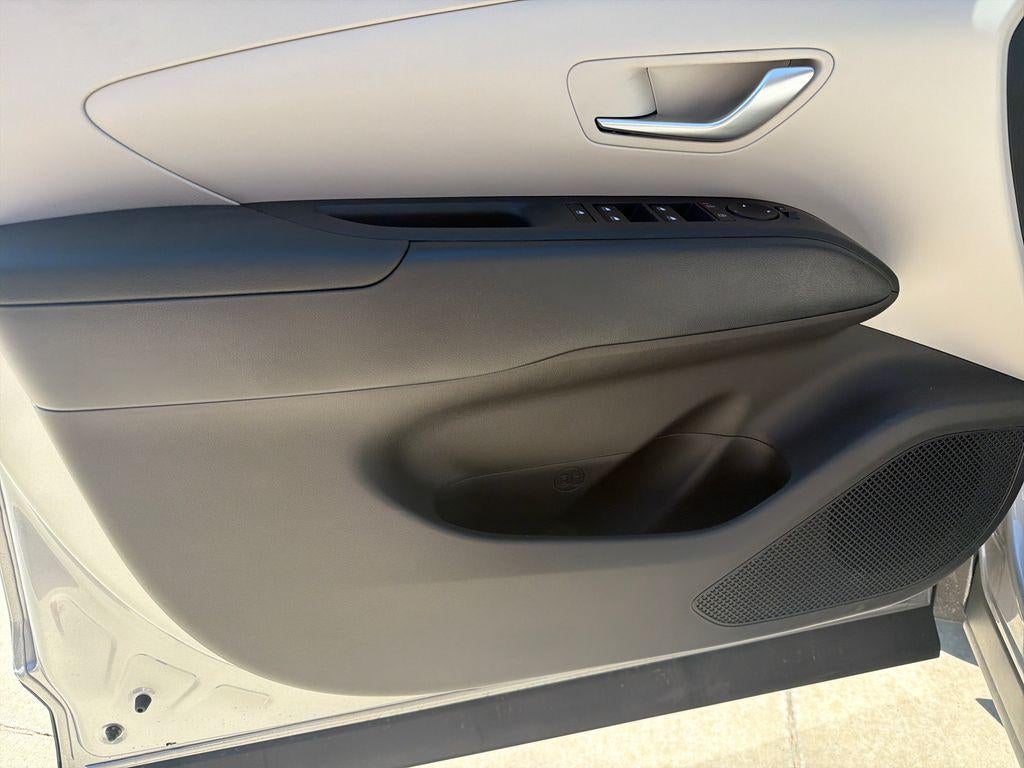 2026 Hyundai TUCSON HYBRID SEL FWD