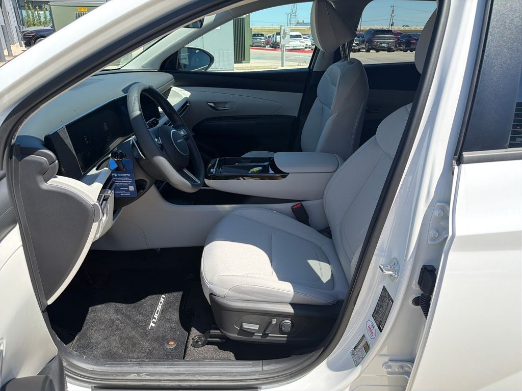 2026 Hyundai TUCSON HYBRID SEL AWD