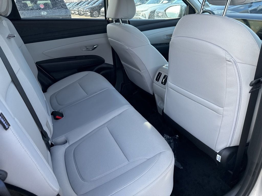 2026 Hyundai TUCSON HYBRID SEL AWD