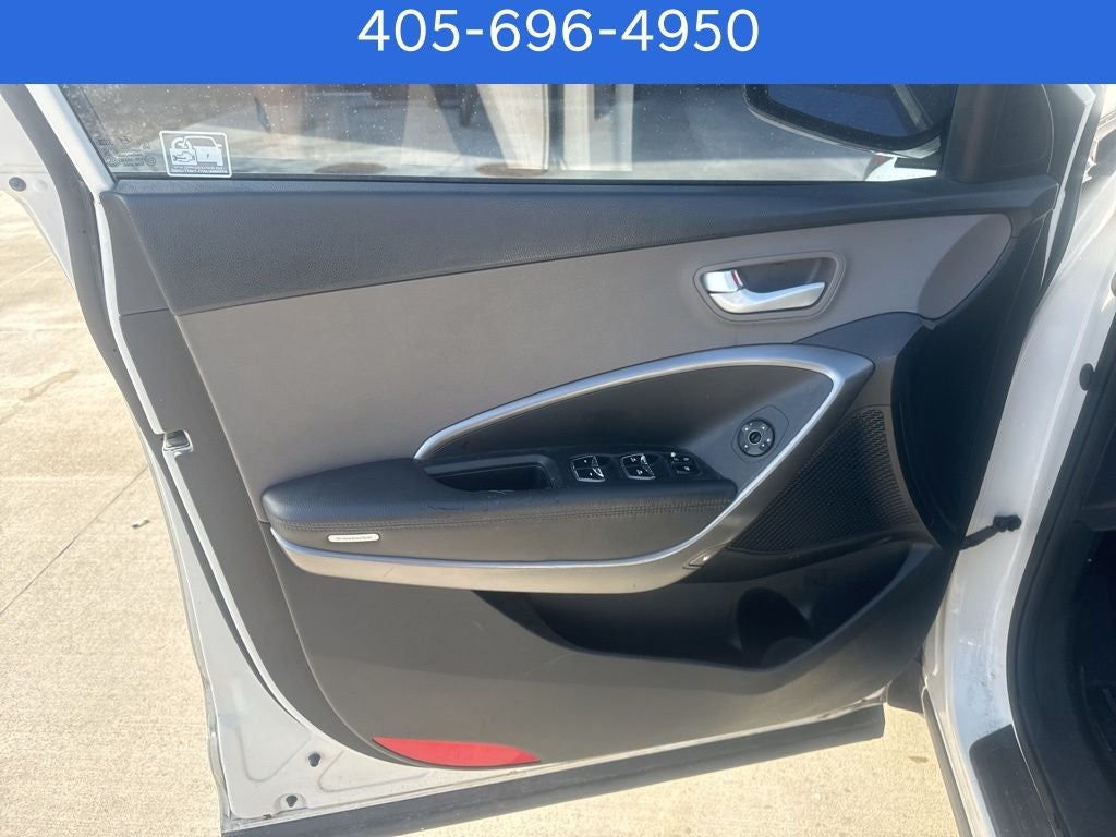 2017 Hyundai SANTA FE SE