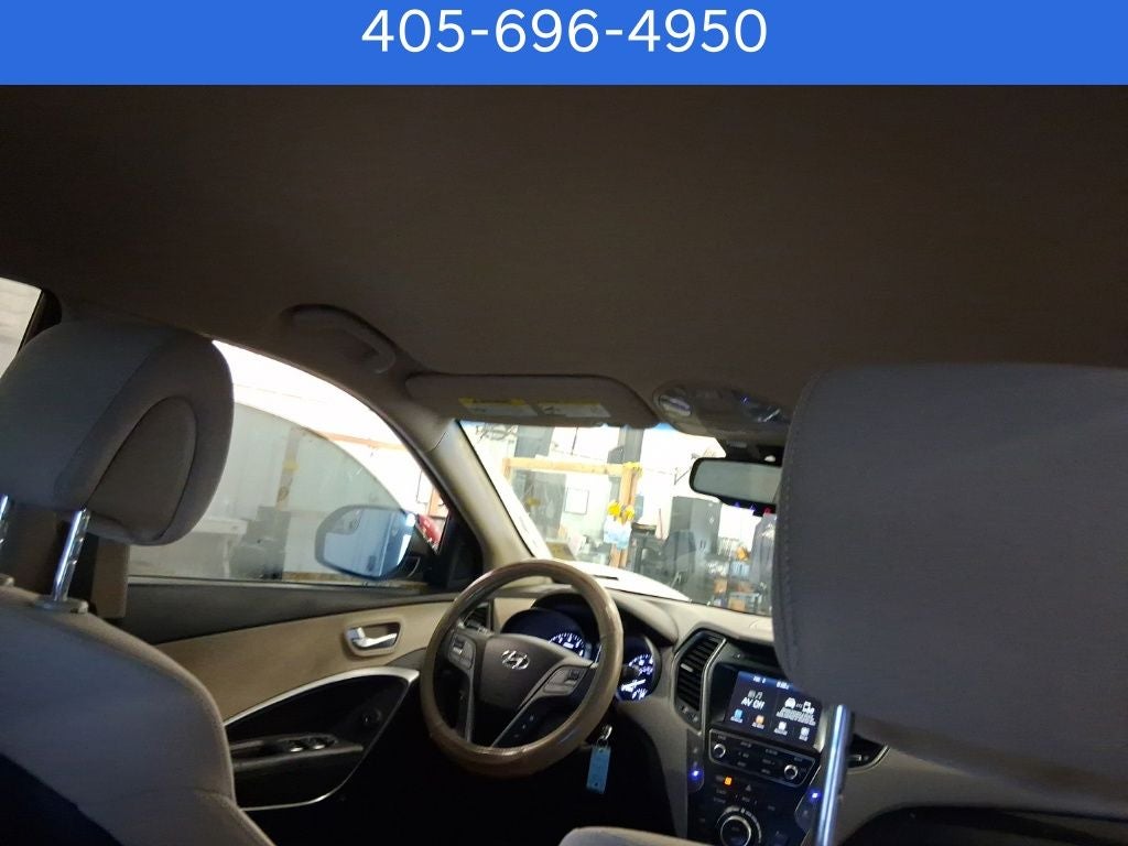 2017 Hyundai SANTA FE SE