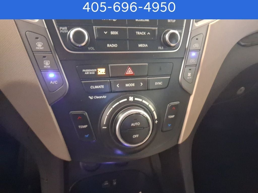 2017 Hyundai SANTA FE SE