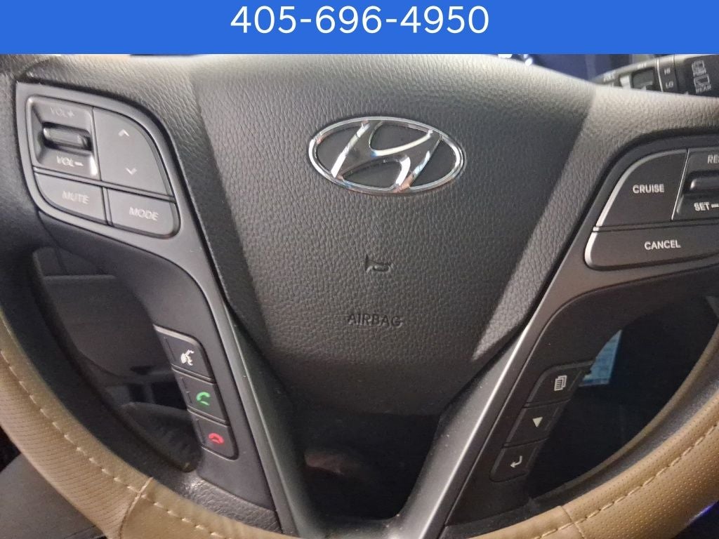 2017 Hyundai SANTA FE SE