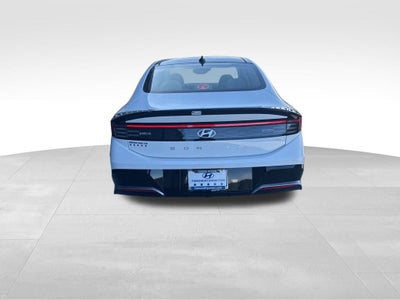 2026 Hyundai SONATA HYBRID SEL