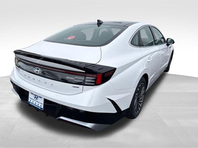 2026 Hyundai SONATA HYBRID SEL