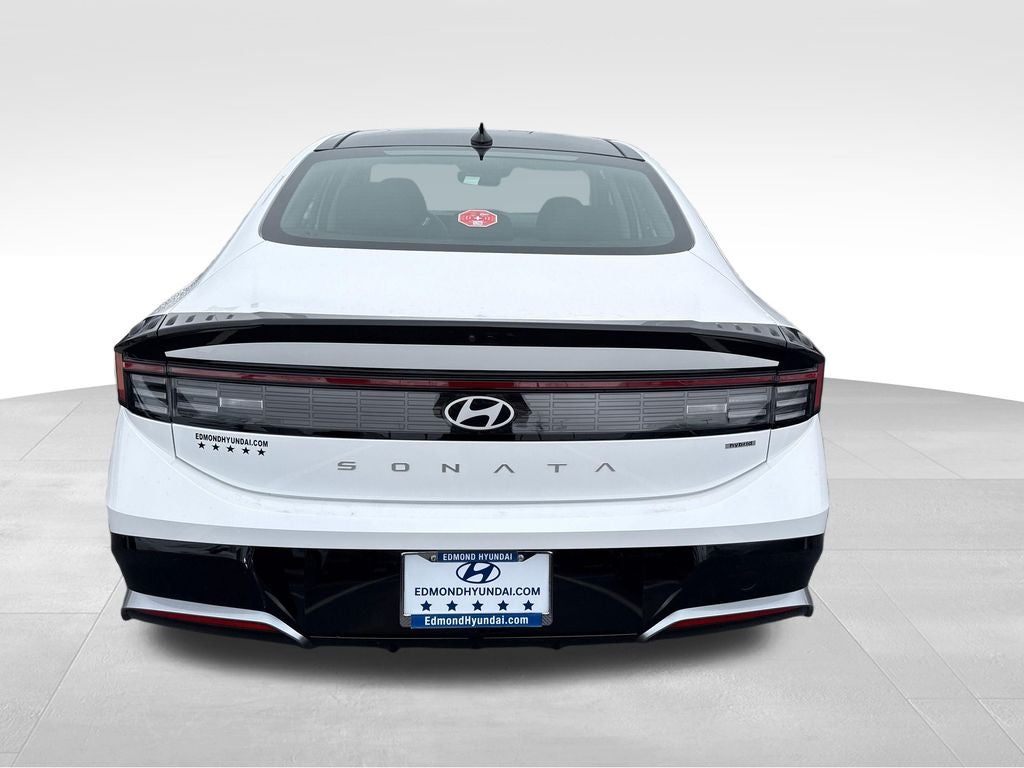 2026 Hyundai SONATA HYBRID SEL