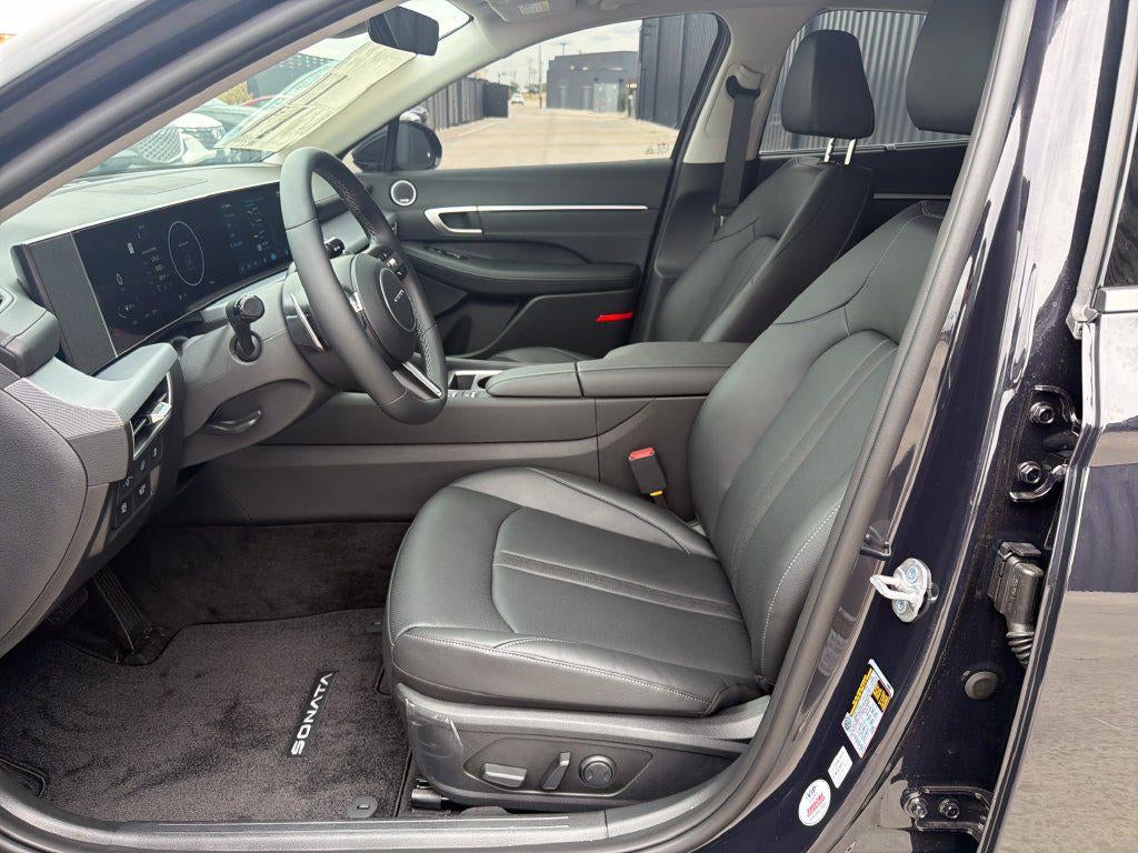 2026 Hyundai SONATA HYBRID Limited
