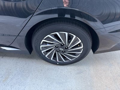 2026 Hyundai SONATA HYBRID Limited