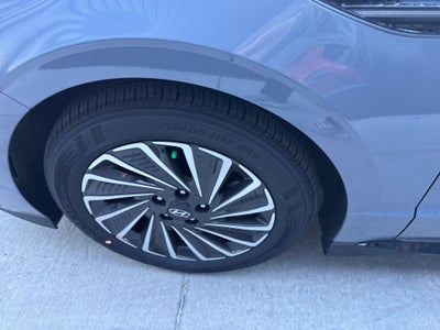 2026 Hyundai SONATA HYBRID Limited