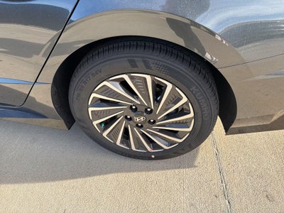 2026 Hyundai SONATA HYBRID Limited