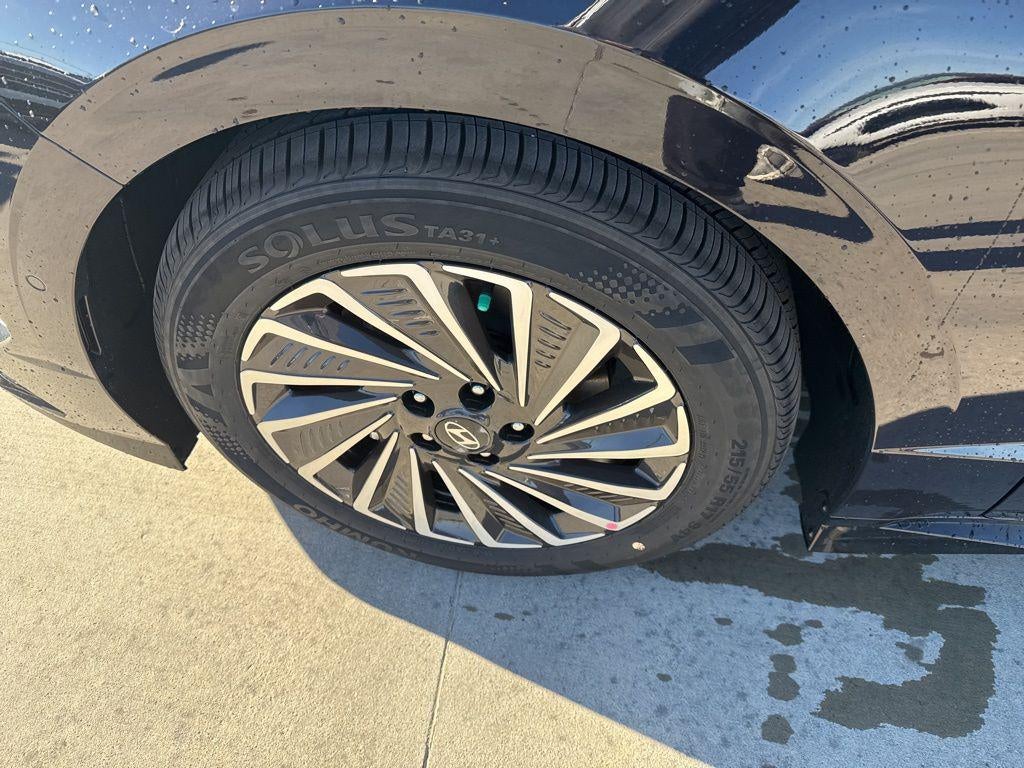 2026 Hyundai SONATA HYBRID Limited
