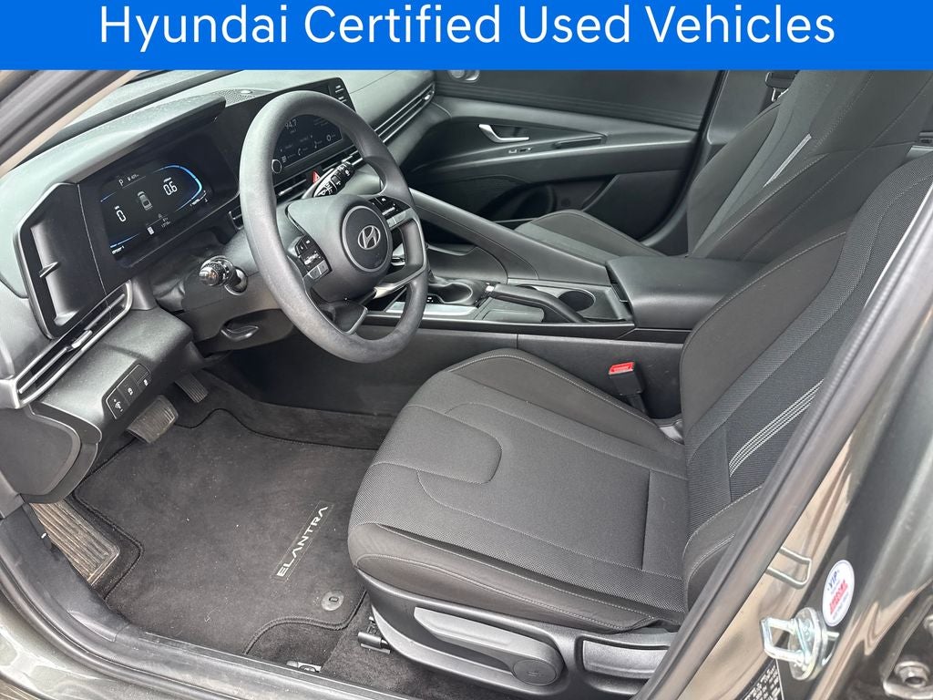 2025 Hyundai ELANTRA SE CERTIFIED