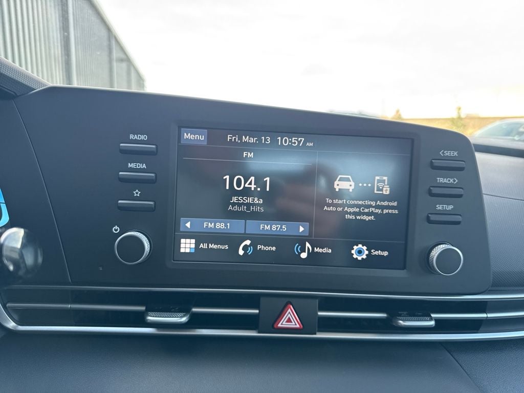 2026 Hyundai ELANTRA SE