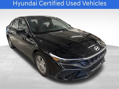 2024 Hyundai ELANTRA SE