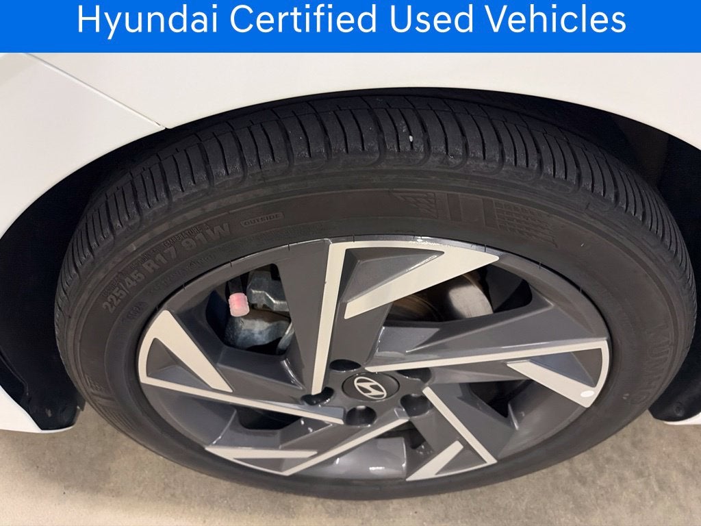 2025 Hyundai ELANTRA SEL Sport CERTIFIED