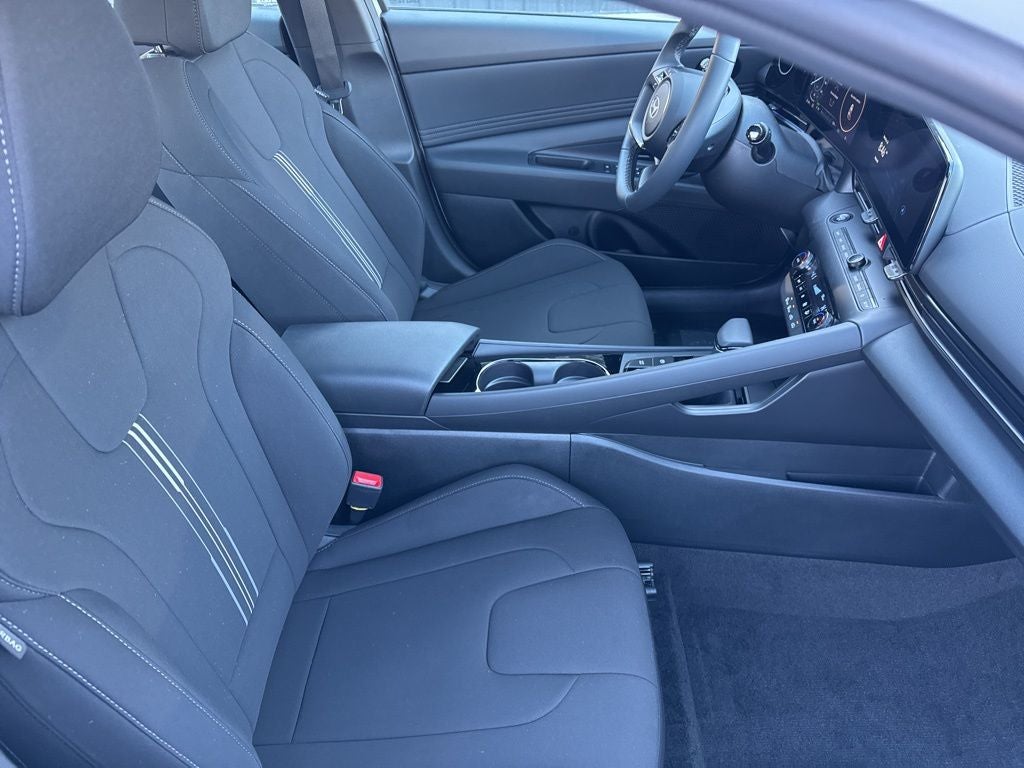 2026 Hyundai ELANTRA HYBRID SEL Sport