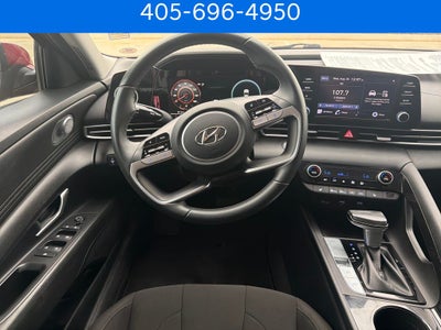 2021 Hyundai ELANTRA SEL