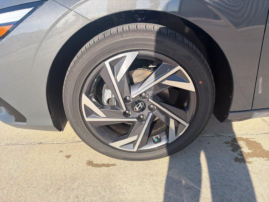 2026 Hyundai ELANTRA HYBRID Limited