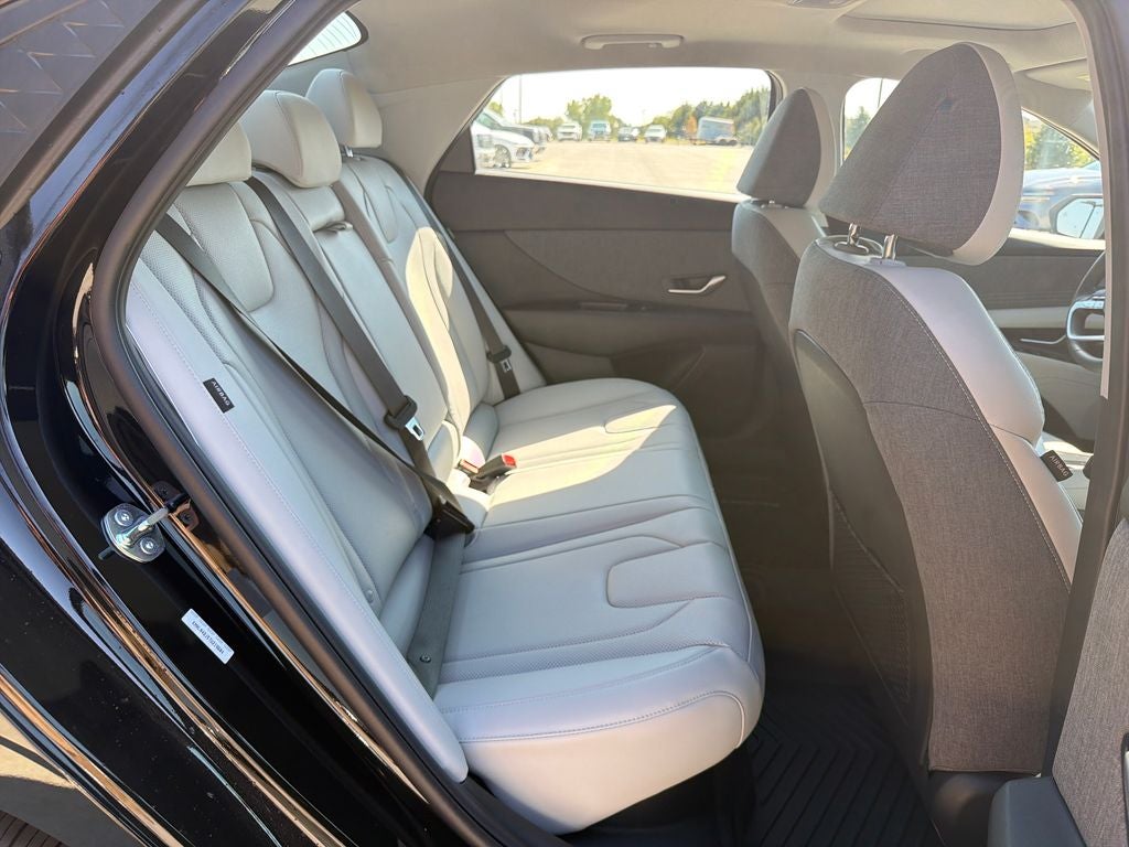 2026 Hyundai ELANTRA HYBRID Limited