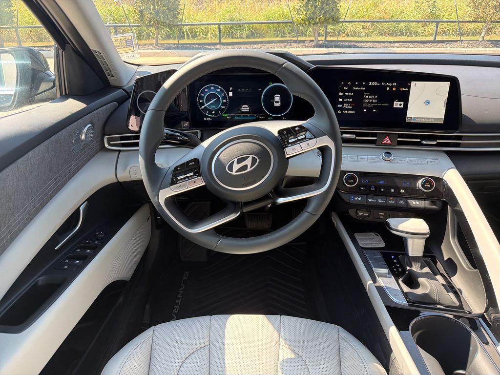 2026 Hyundai ELANTRA HYBRID Limited