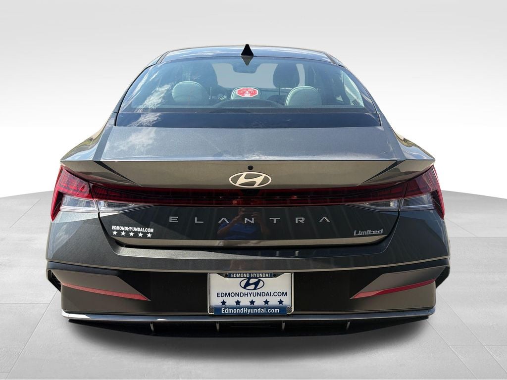 2026 Hyundai ELANTRA Limited