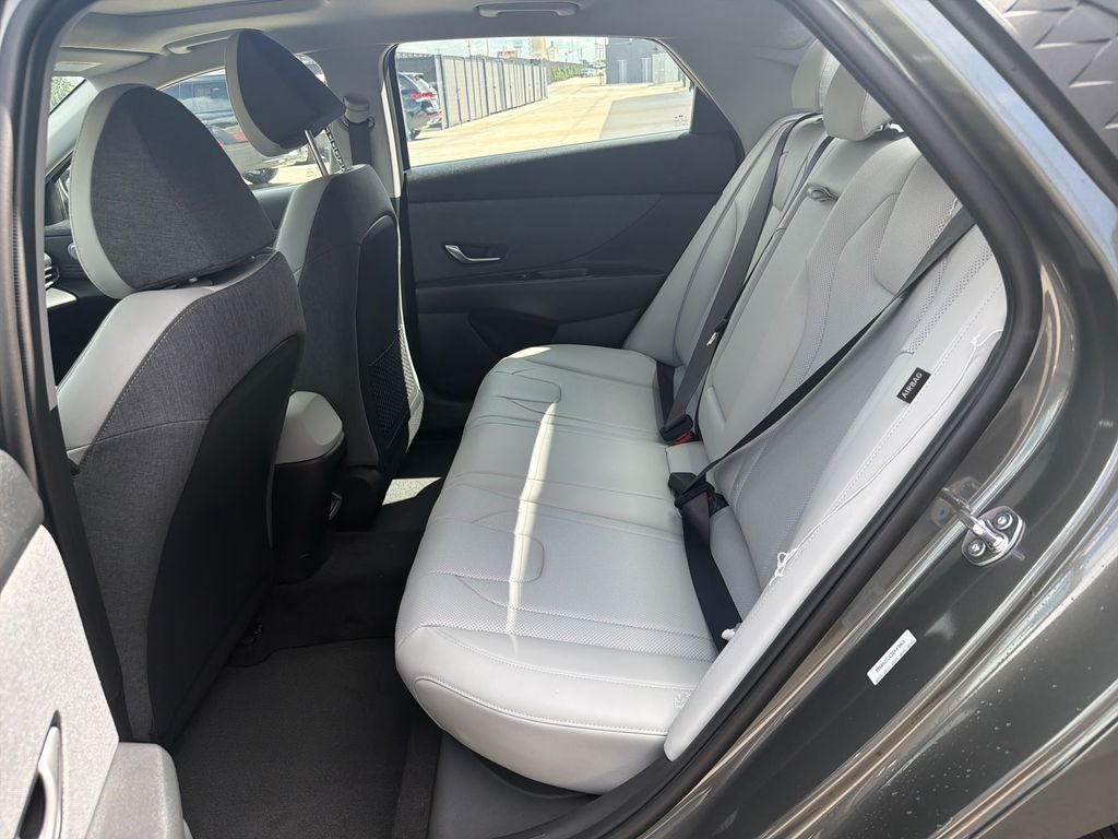 2026 Hyundai ELANTRA Limited