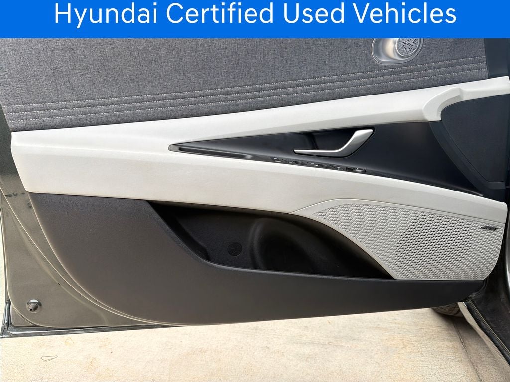 2025 Hyundai ELANTRA Limited CERTIFIED