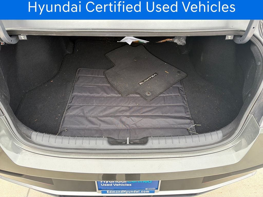 2025 Hyundai ELANTRA Limited CERTIFIED