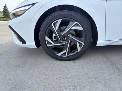2026 Hyundai ELANTRA Limited