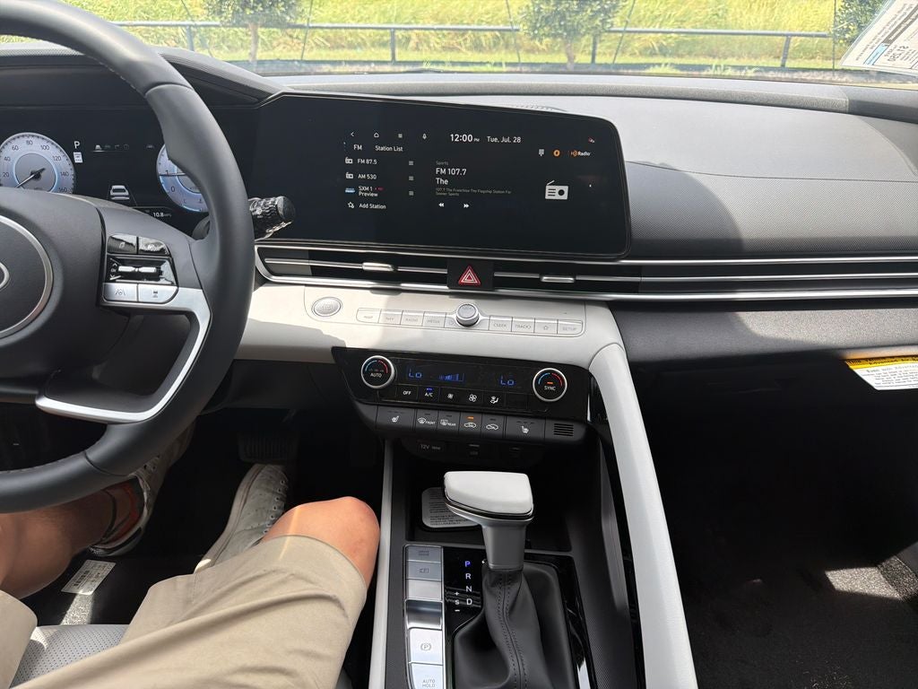 2026 Hyundai ELANTRA Limited