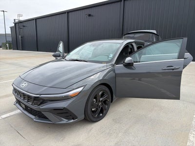 2026 Hyundai ELANTRA SEL Sport Premium