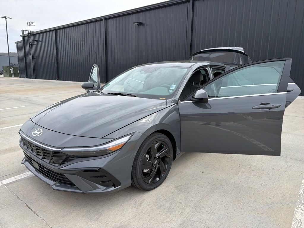 2026 Hyundai ELANTRA SEL Sport Premium