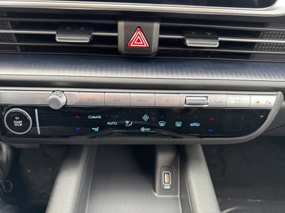 2025 Hyundai IONIQ 6 SE