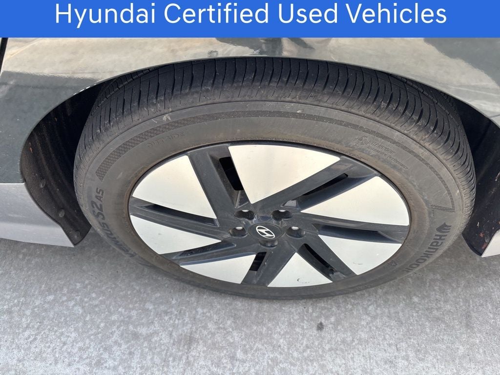 2024 Hyundai IONIQ 6 SE