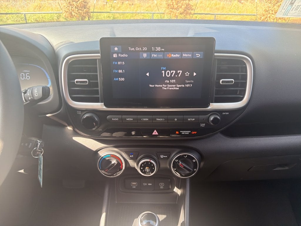 2026 Hyundai VENUE SE