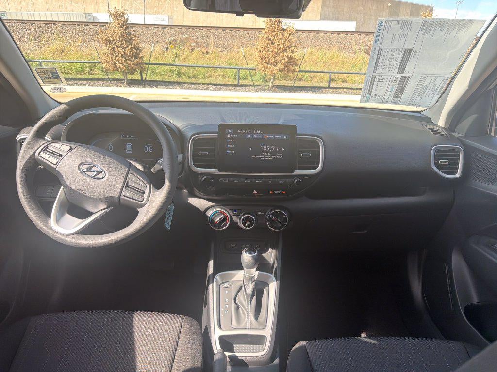 2026 Hyundai VENUE SE
