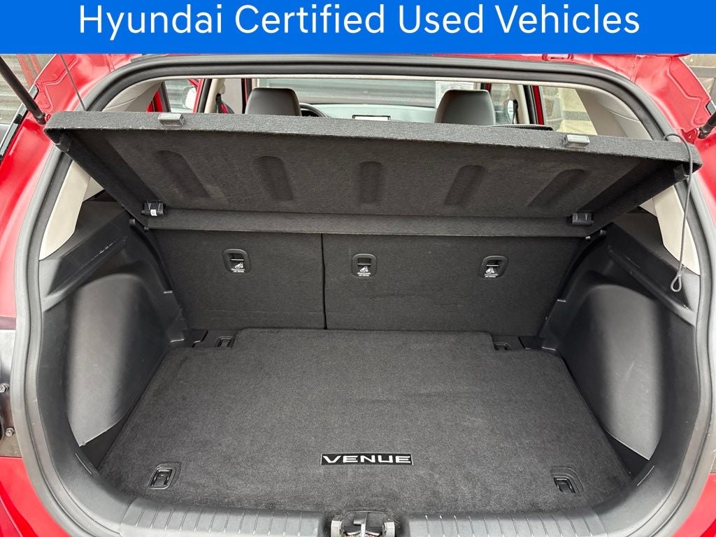 2022 Hyundai VENUE Limited CERTIFIED