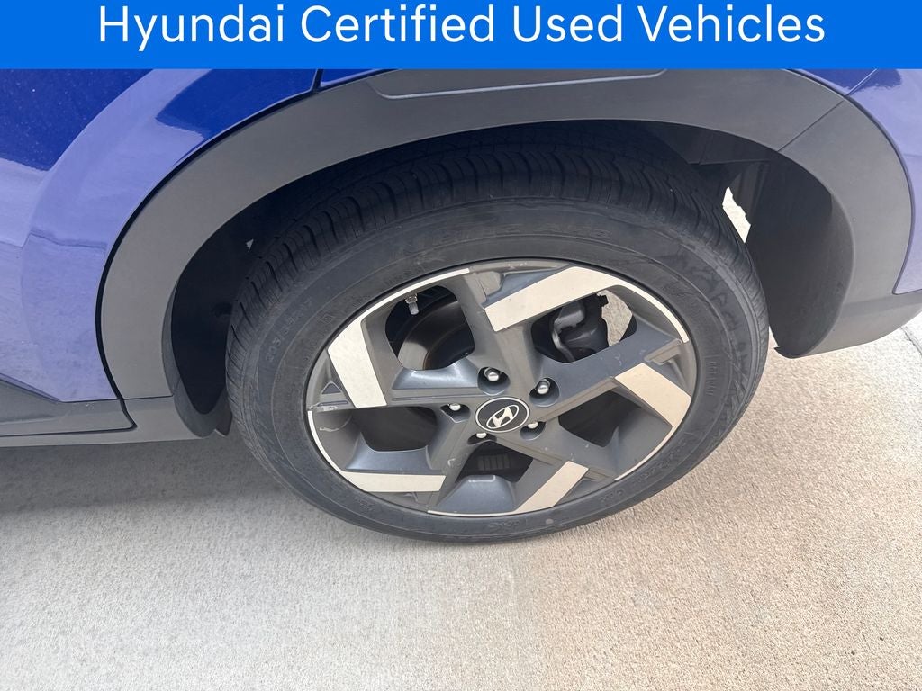 2025 Hyundai VENUE SEL CERTIFIED