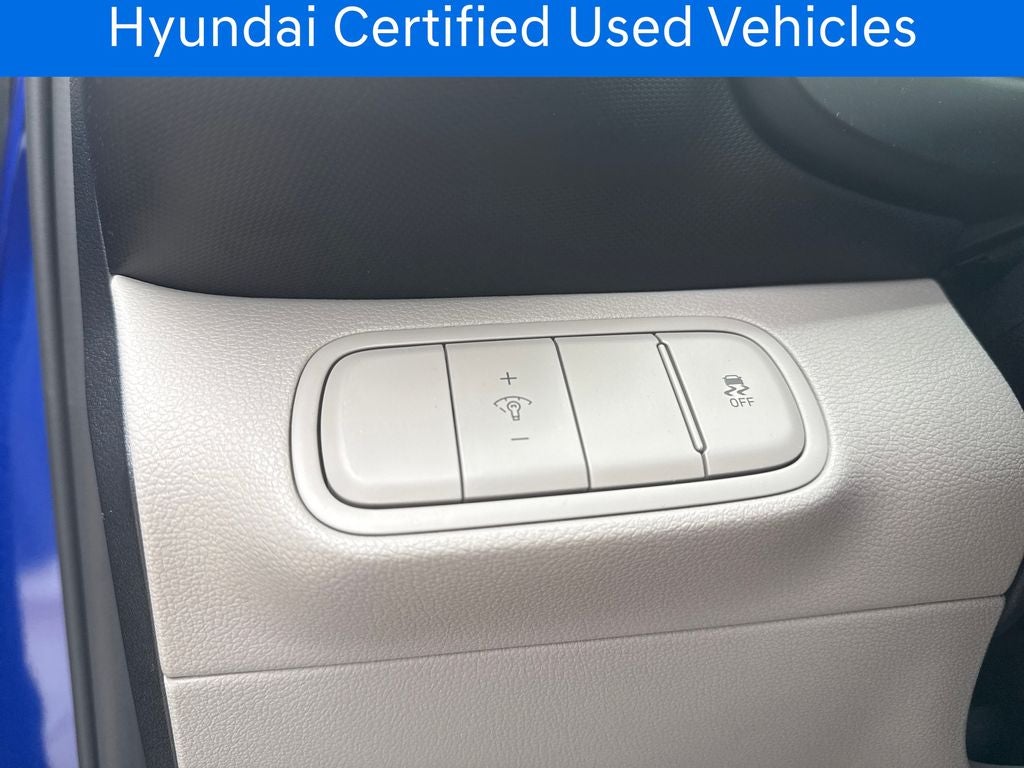 2025 Hyundai VENUE SEL CERTIFIED